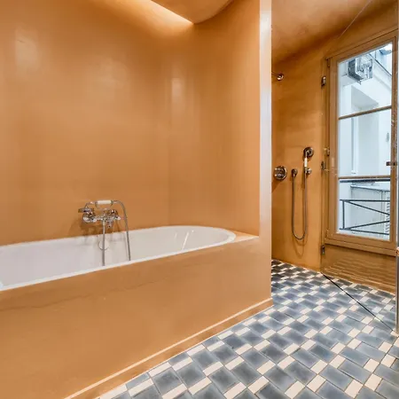 Apartment 80m2 Center Of Paris, Absolute Calm Paris